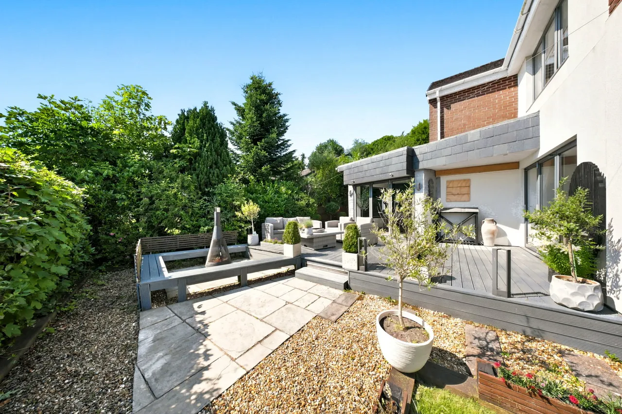 Knowsley Road West, Clayton Le Dale, BB1, photo 52