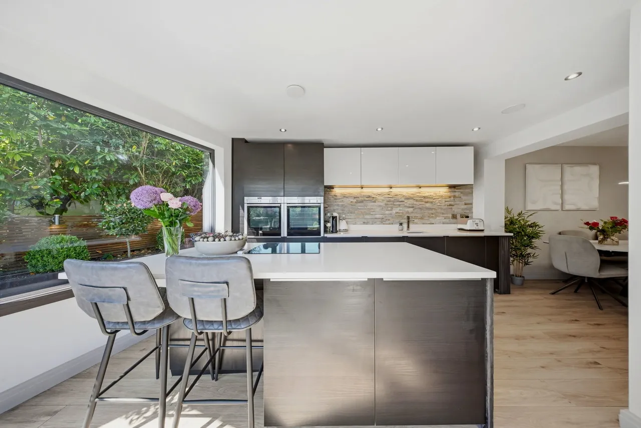 Knowsley Road West, Clayton Le Dale, BB1, photo 11