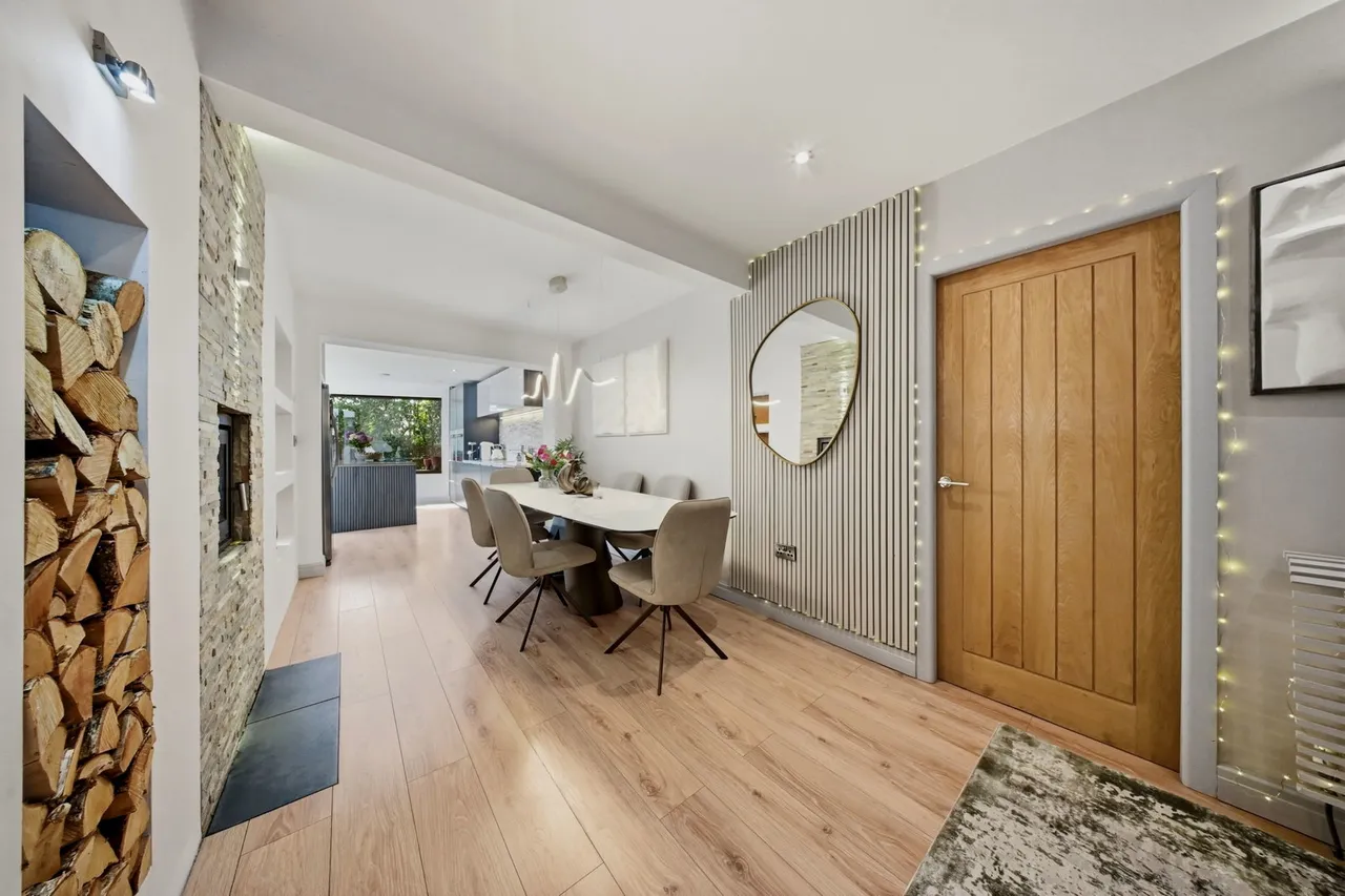 Knowsley Road West, Clayton Le Dale, BB1, photo 18