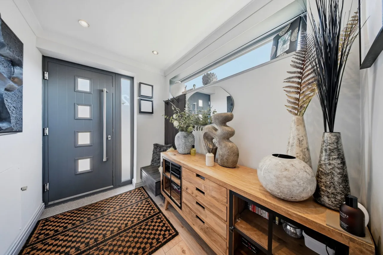 Knowsley Road West, Clayton Le Dale, BB1, photo 26