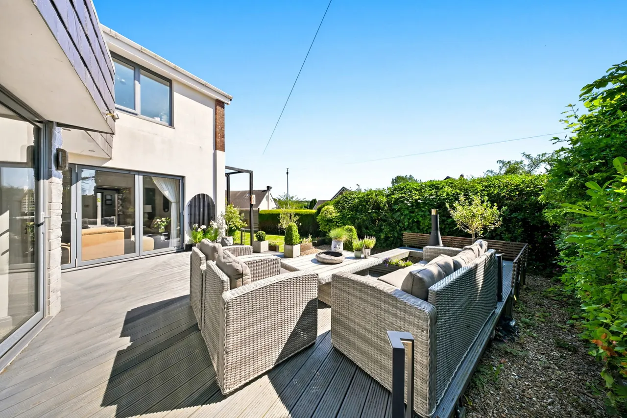 Knowsley Road West, Clayton Le Dale, BB1, photo 21