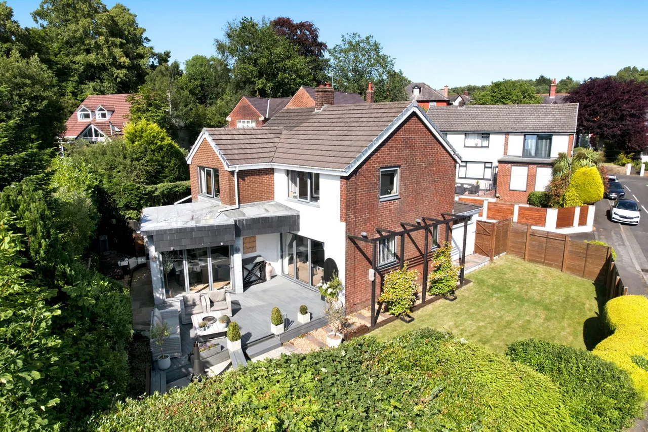 Knowsley Road West, Clayton Le Dale, BB1, photo 57