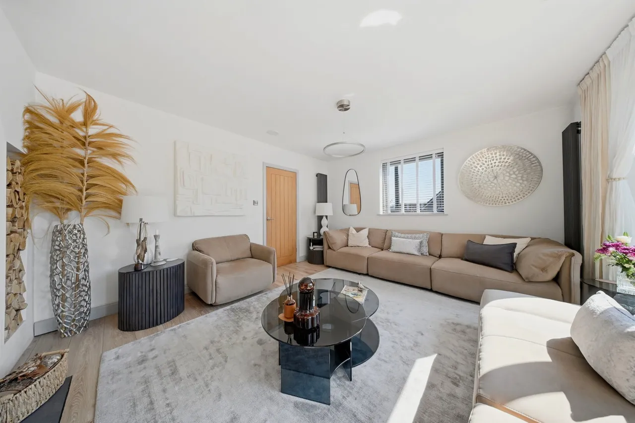 Knowsley Road West, Clayton Le Dale, BB1, photo 5