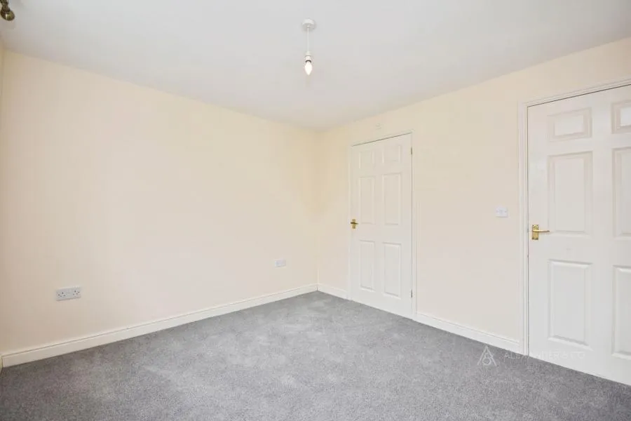Whitehead Way, Aylesbury, HP21, photo 8