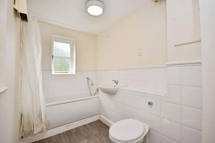Whitehead Way, Aylesbury, HP21, photo 11