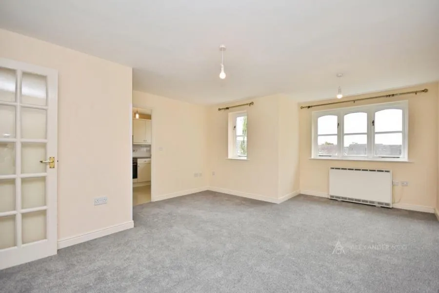Whitehead Way, Aylesbury, HP21, photo 3