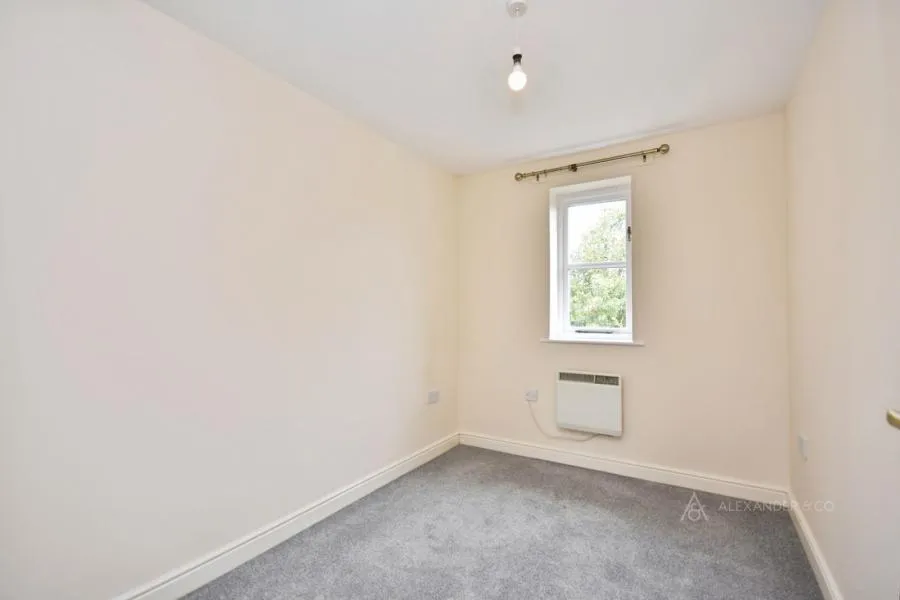 Whitehead Way, Aylesbury, HP21, photo 10