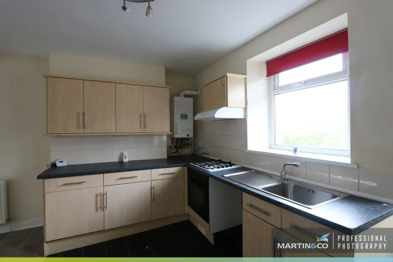 Main Road, Penrhiwceiber, photo 5