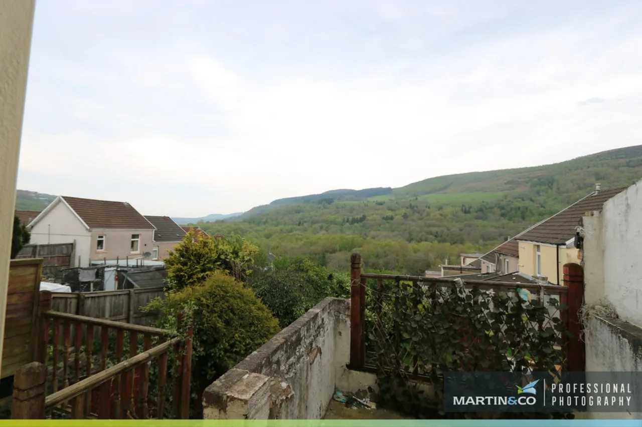 Main Road, Penrhiwceiber, photo 12