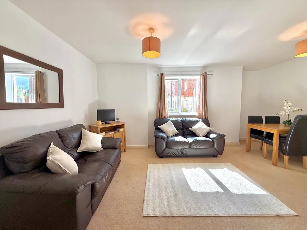 Brock End, Old Town, Swindon, Wiltshire, SN1 3HA, photo 8