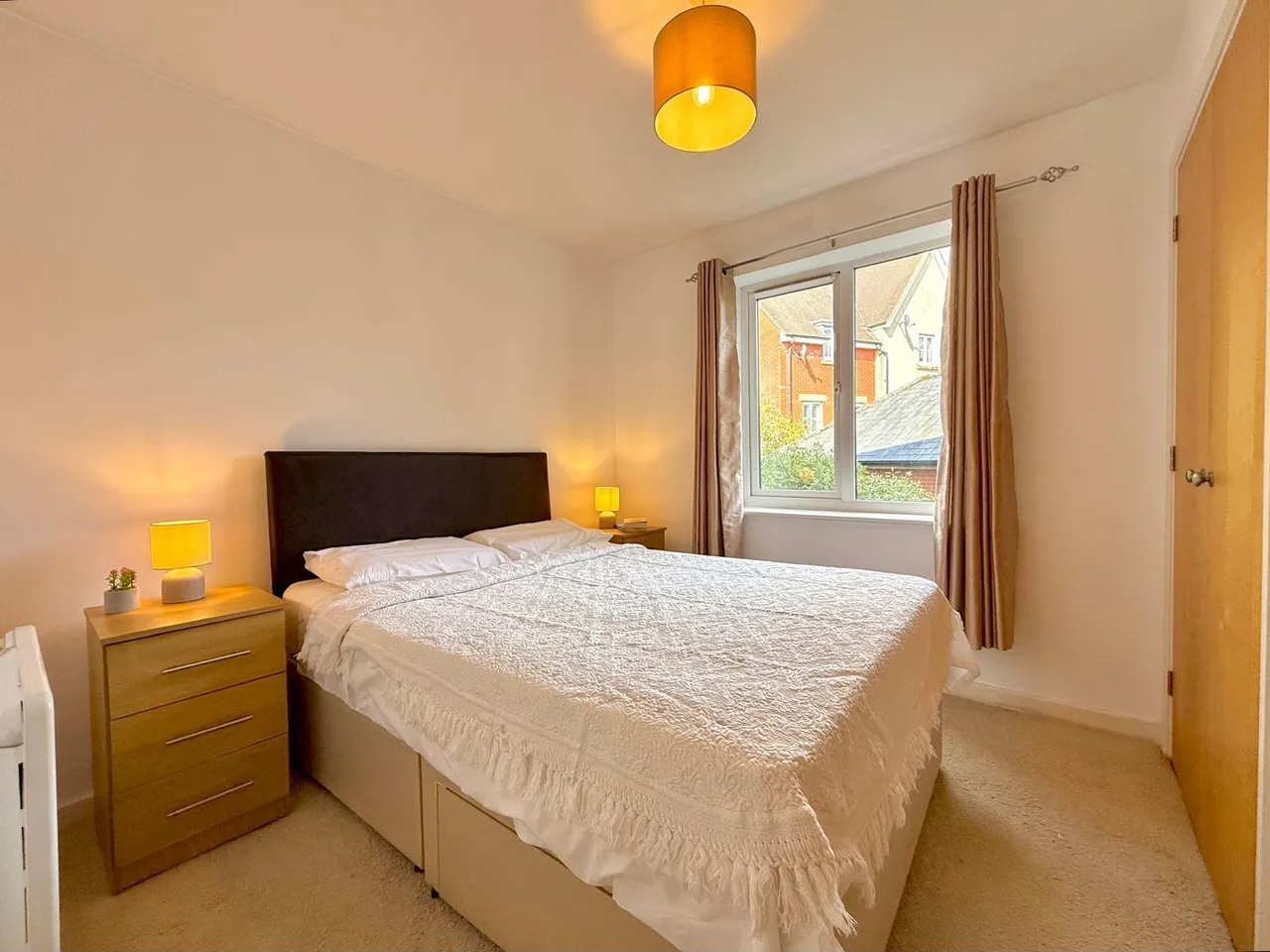 Brock End, Old Town, Swindon, Wiltshire, SN1 3HA, photo 4