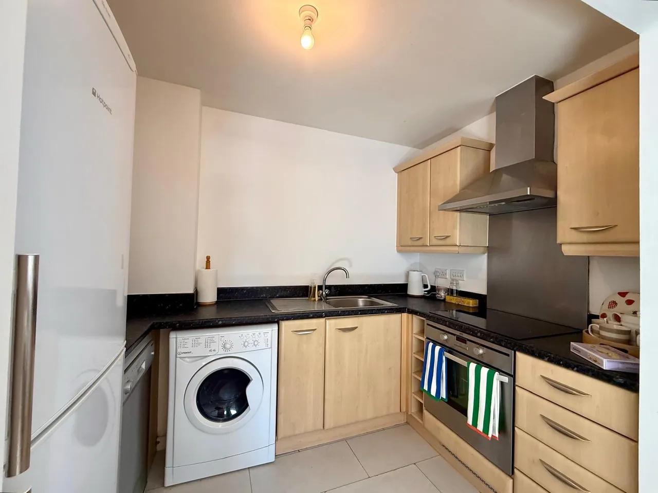 Brock End, Old Town, Swindon, Wiltshire, SN1 3HA, photo 9
