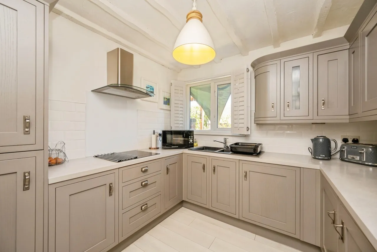 Main Road, Newton Regis, Tamworth, Warwickshire, B79, photo 2