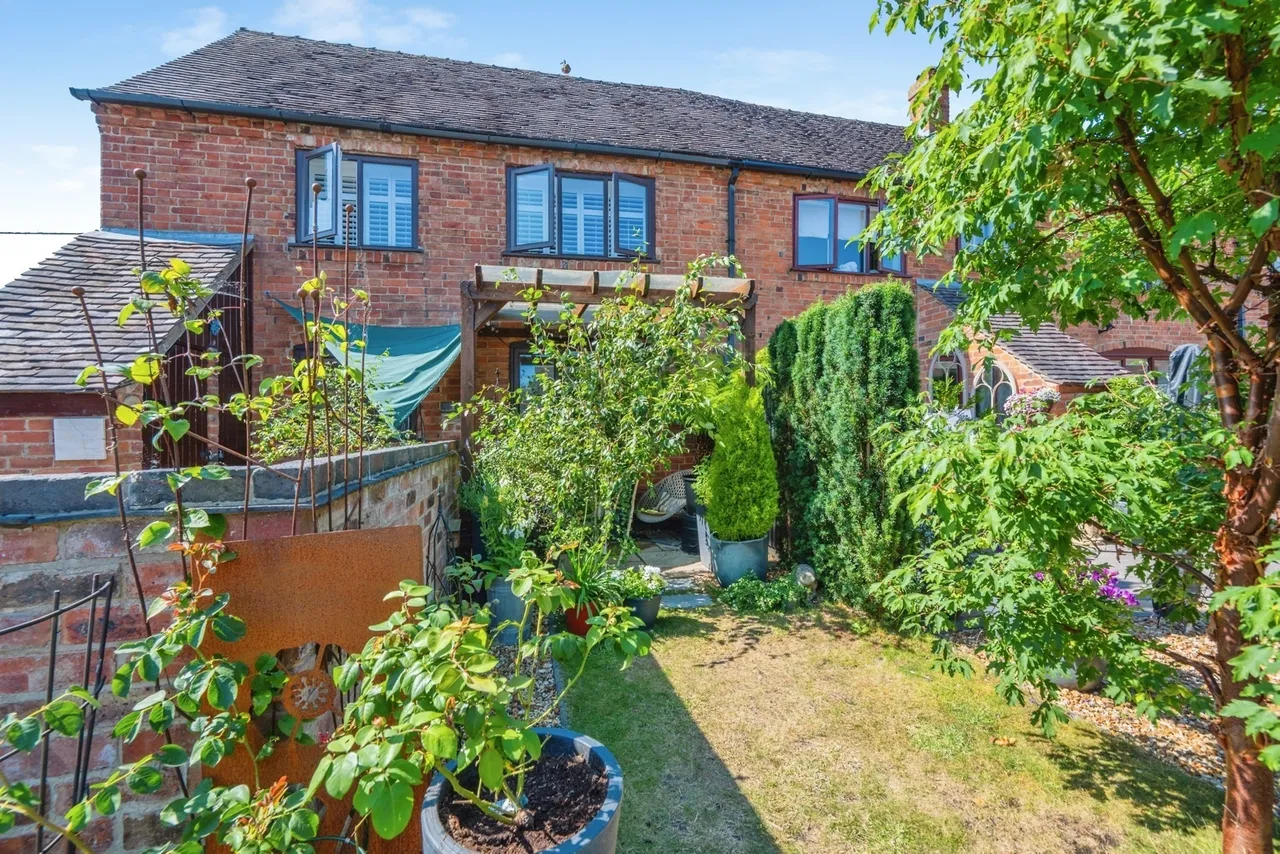 Main Road, Newton Regis, Tamworth, Warwickshire, B79, photo 8