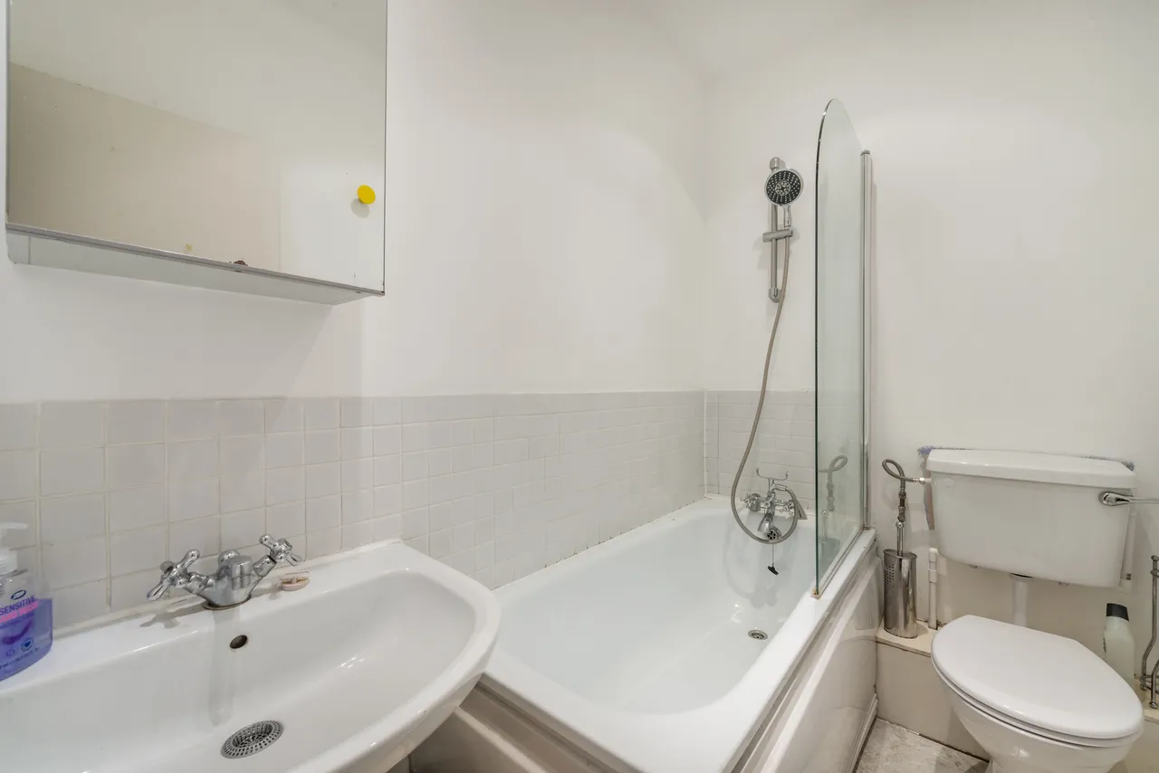 51 Radford House, 1 Pembridge Gardens, London, photo 6