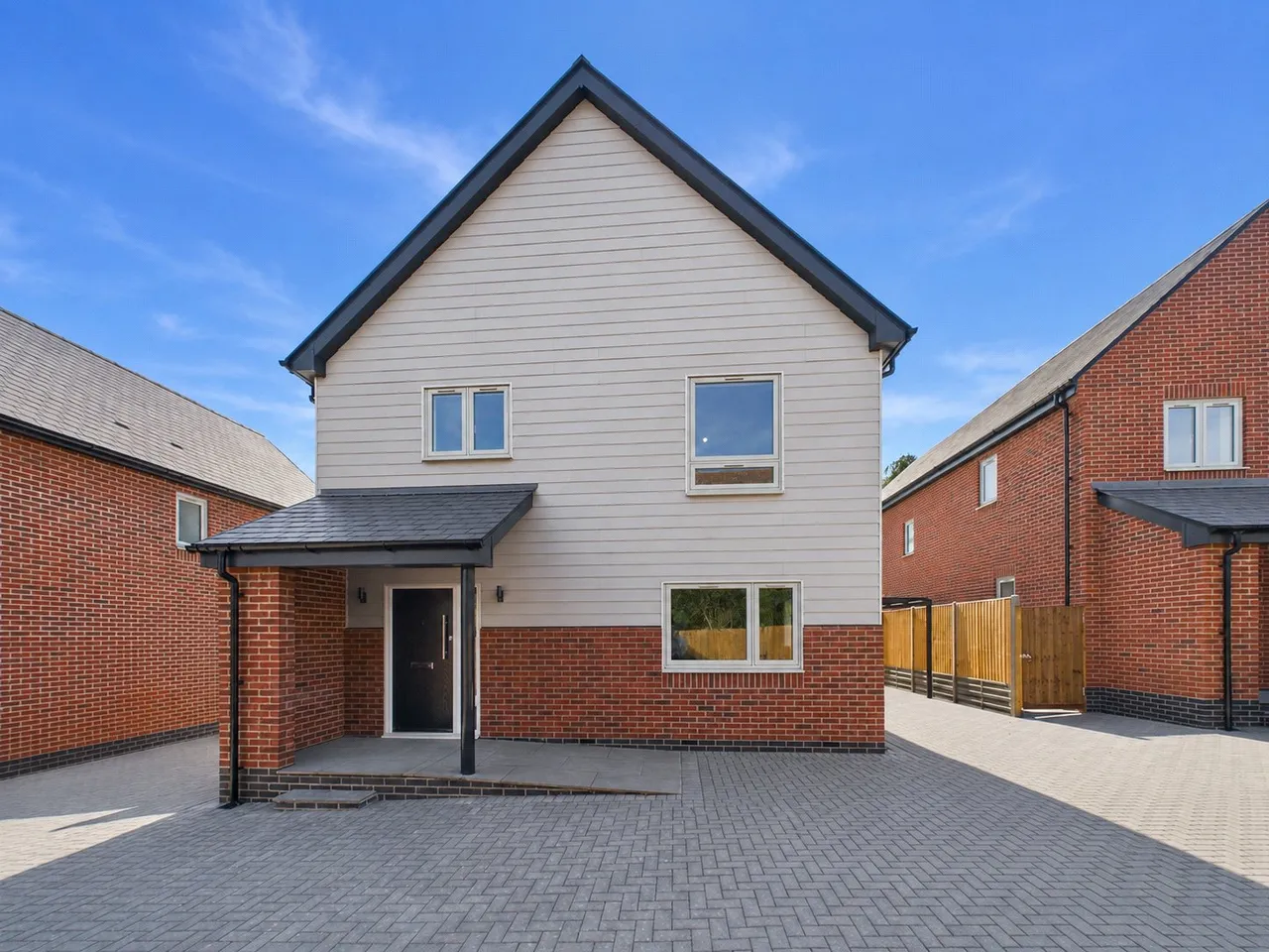 Paddock Row, Great Dunmow, CM6, photo 5