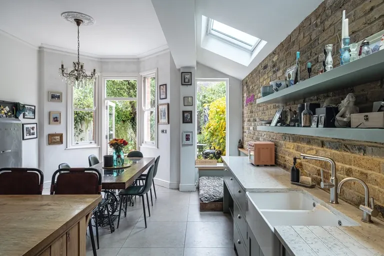 Kings Road, Willesden, NW10 2BL, photo 2