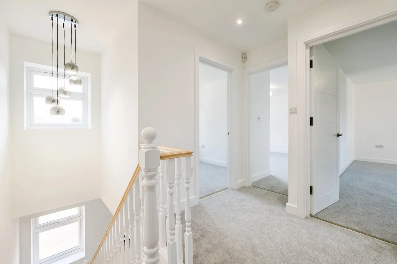 Ennerdale Avenue, Hornchurch, RM12, photo 7