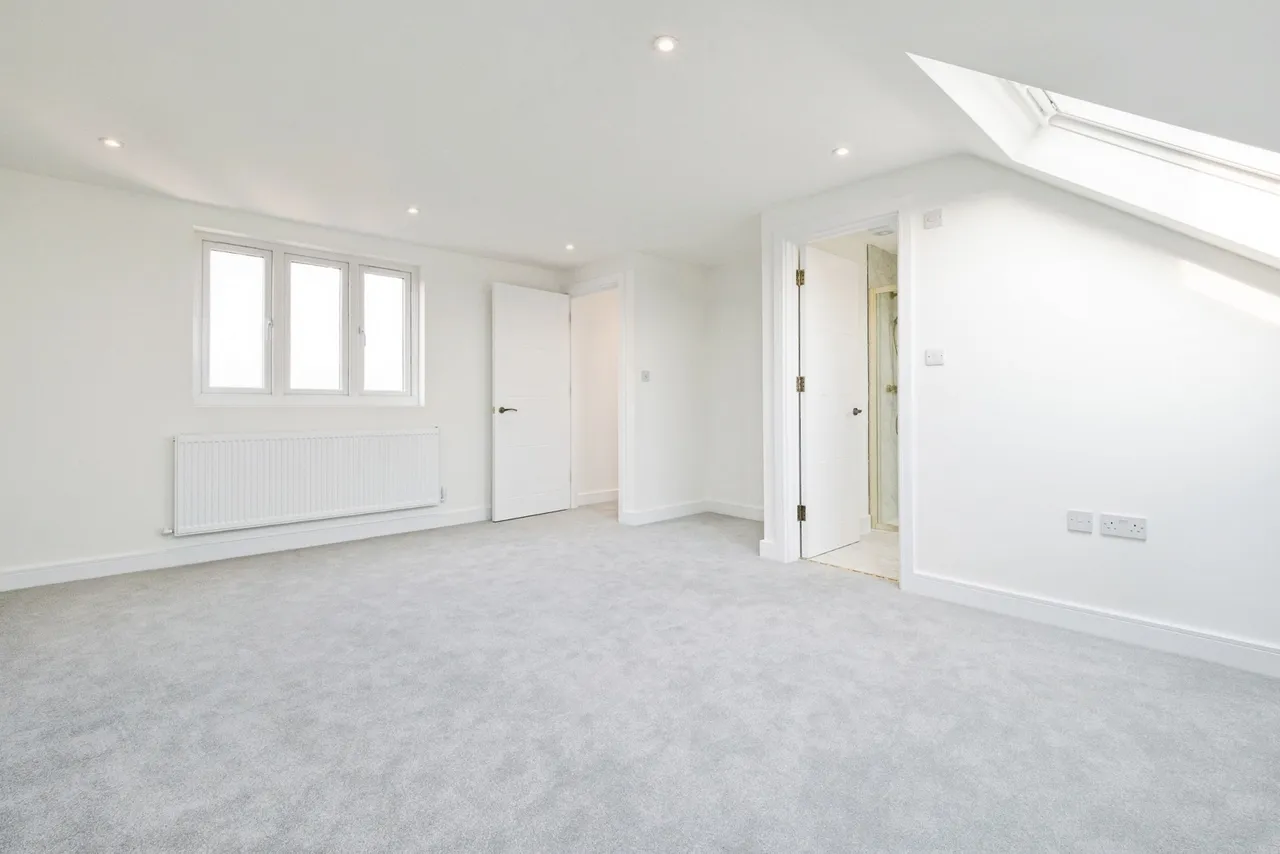 Ennerdale Avenue, Hornchurch, RM12, photo 17