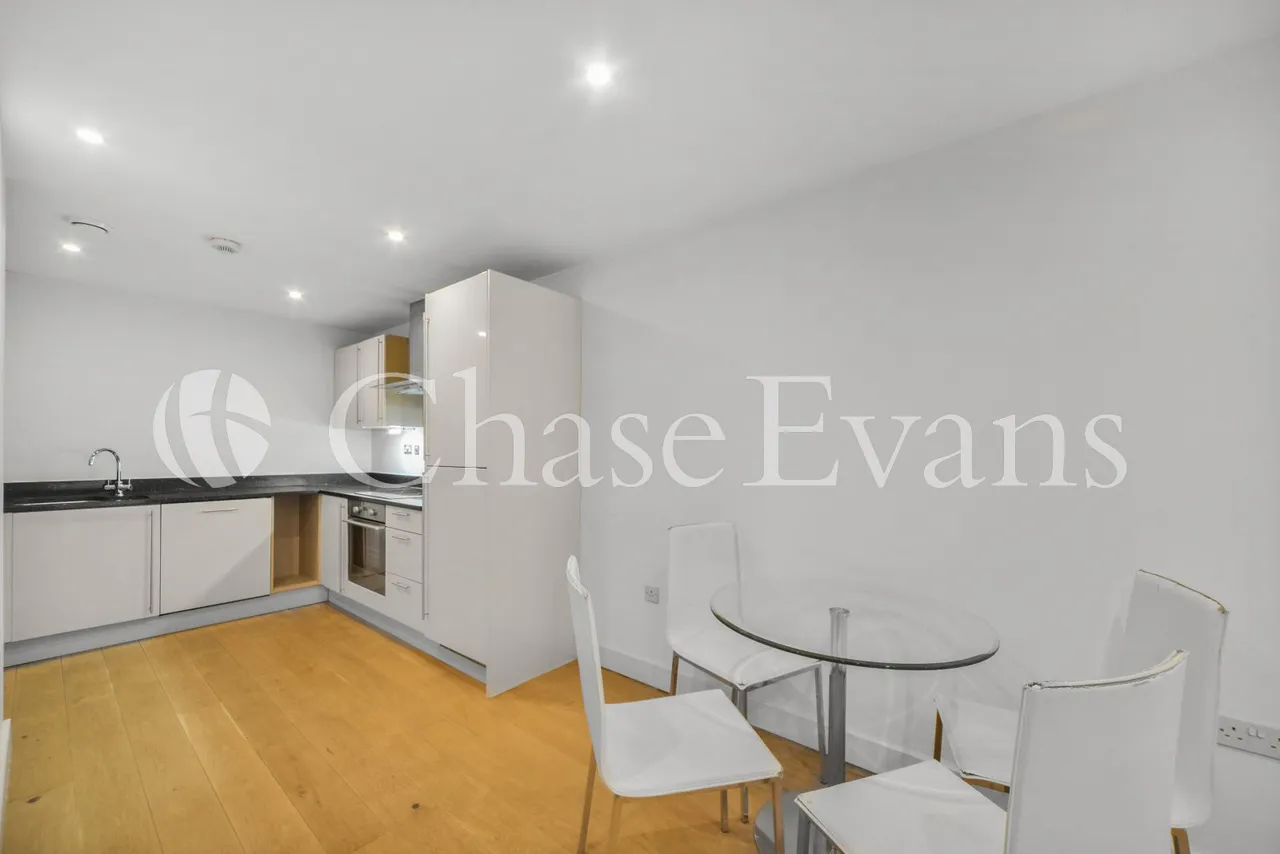 Roden Court, 115 Hornsey Lane, Highgate, London, N6, photo 6