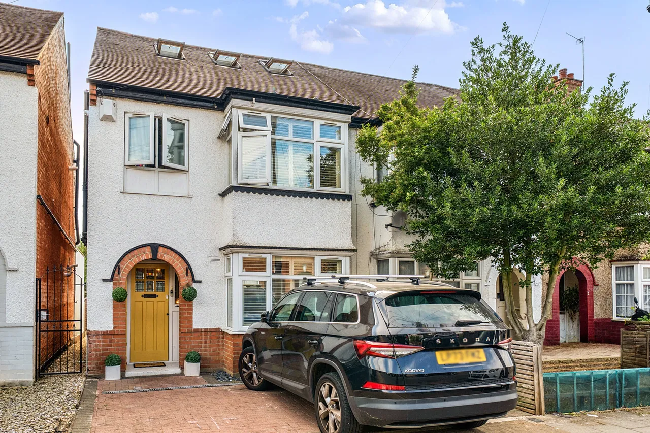 4 bed house for sale, Parkfield Road, Harrow, HA2