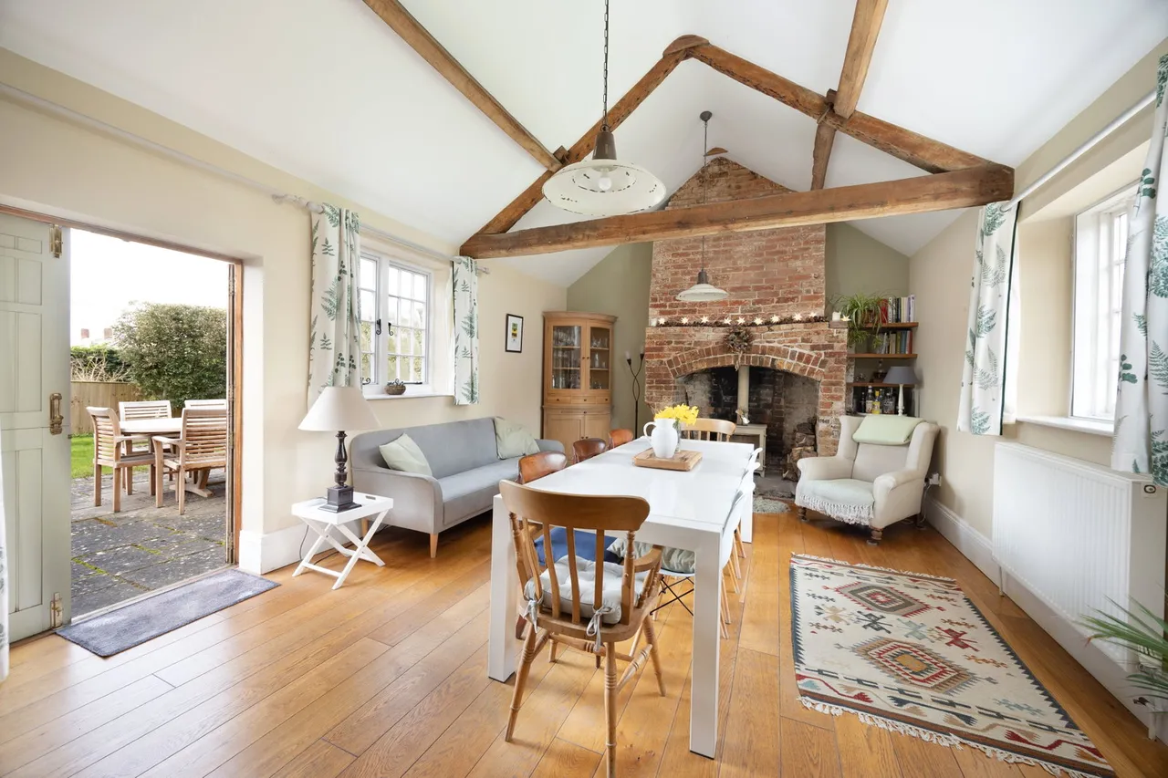 Court Lane, Bratton, BA13, photo 12