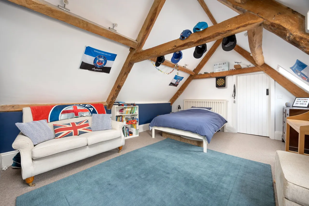Court Lane, Bratton, BA13, photo 88