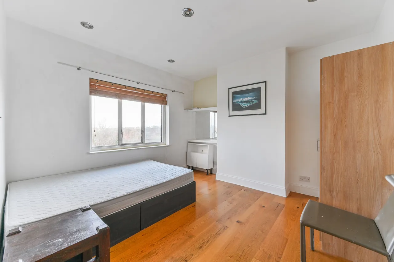 London, SE25, photo 10