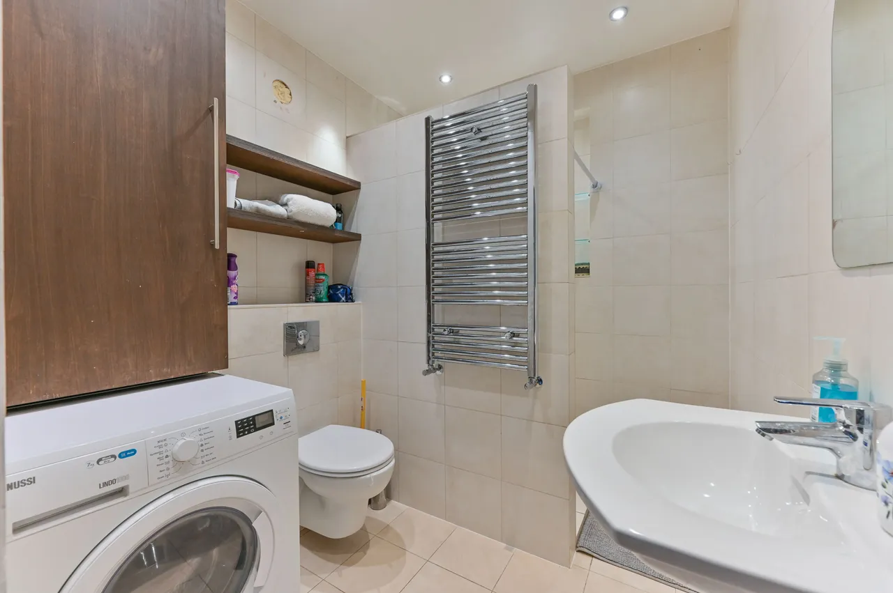 London, SE25, photo 13