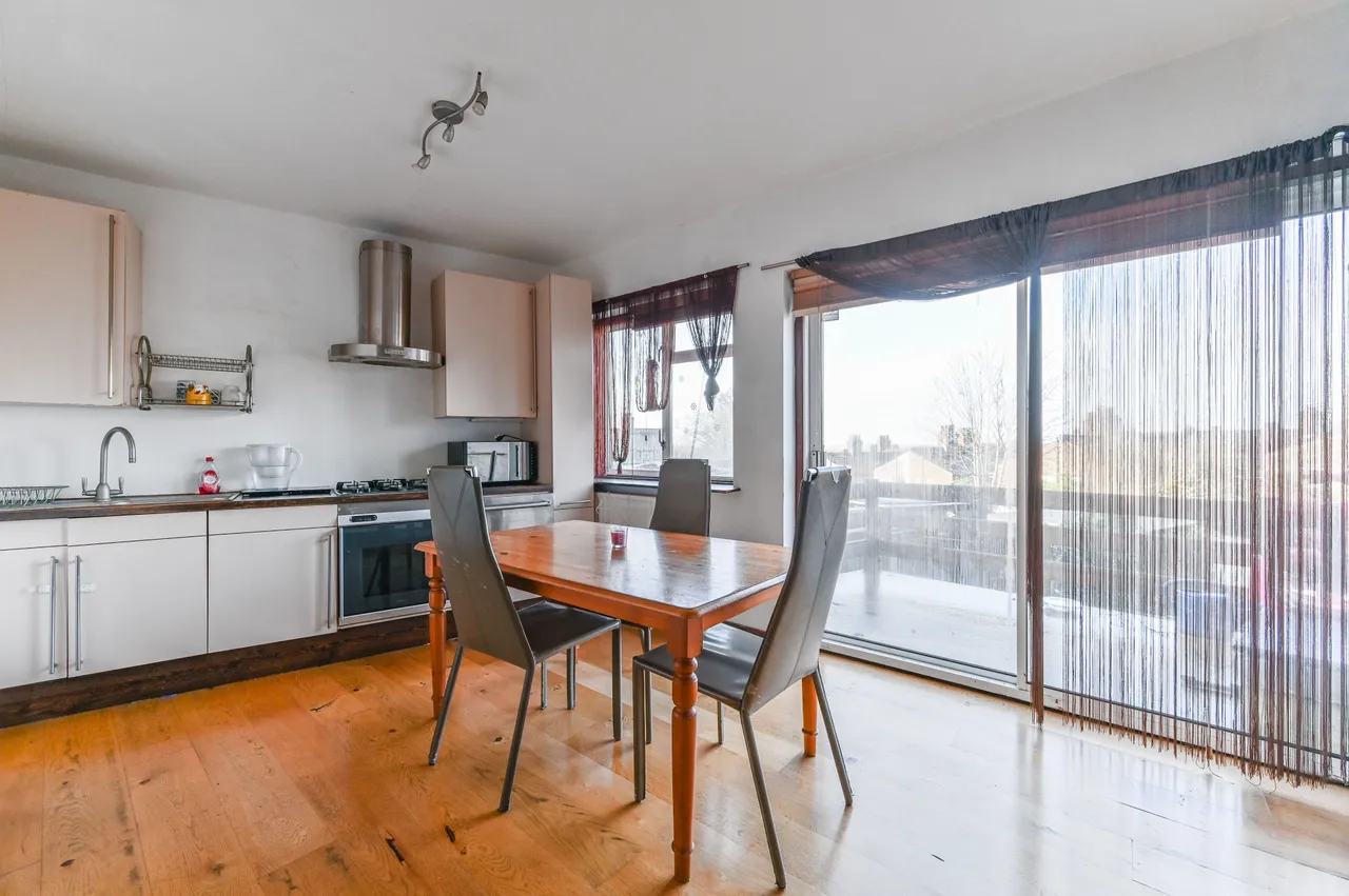 London, SE25, photo 4