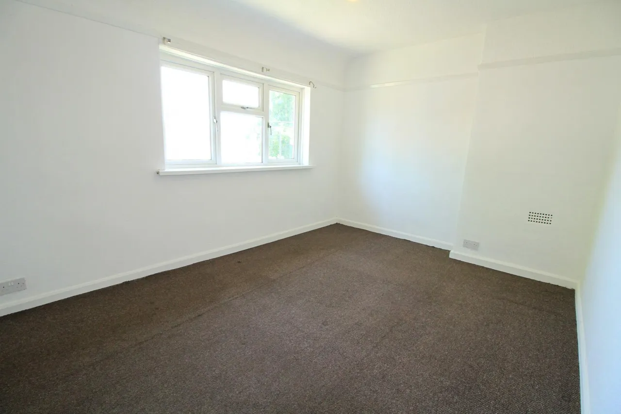 Grindon Crescent, Bulwell, NG6, photo 7