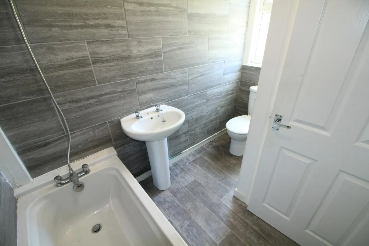 Grindon Crescent, Bulwell, NG6, photo 4
