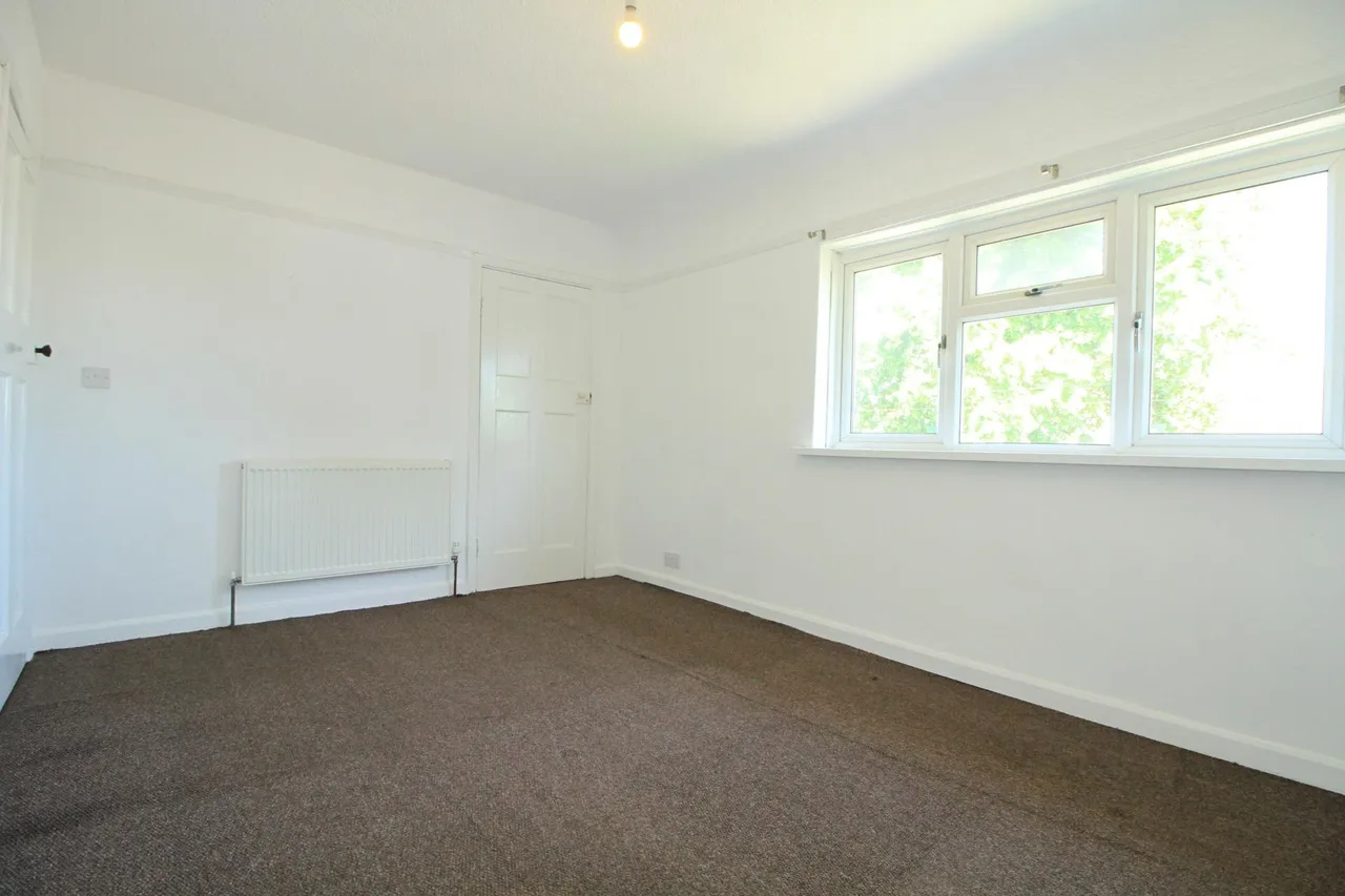 Grindon Crescent, Bulwell, NG6, photo 8