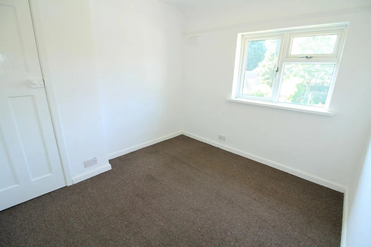 Grindon Crescent, Bulwell, NG6, photo 9