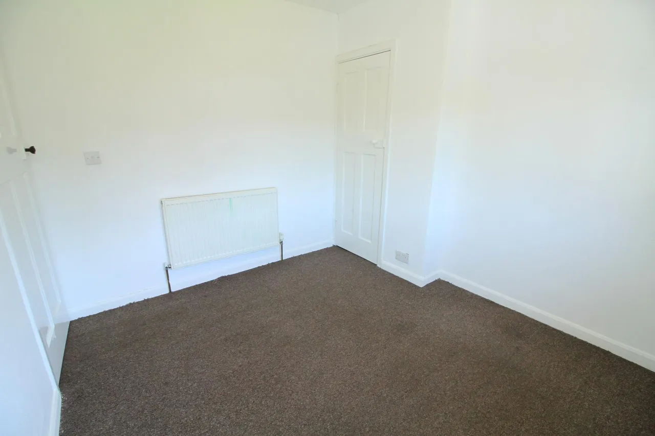Grindon Crescent, Bulwell, NG6, photo 10