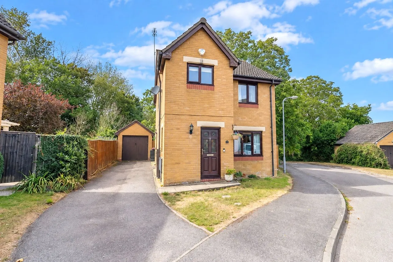 Elmfield Close, Potterspury, NN12, photo 22