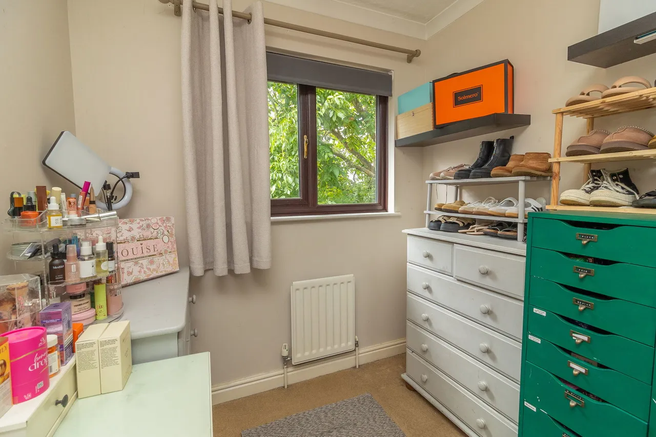 Elmfield Close, Potterspury, NN12, photo 17