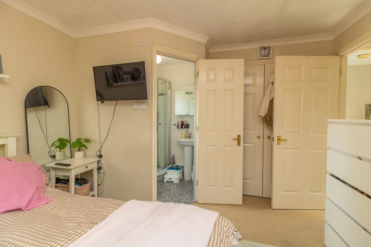 Elmfield Close, Potterspury, NN12, photo 14