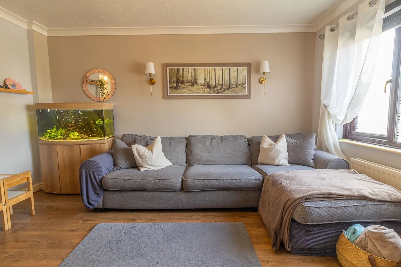 Elmfield Close, Potterspury, NN12, photo 6