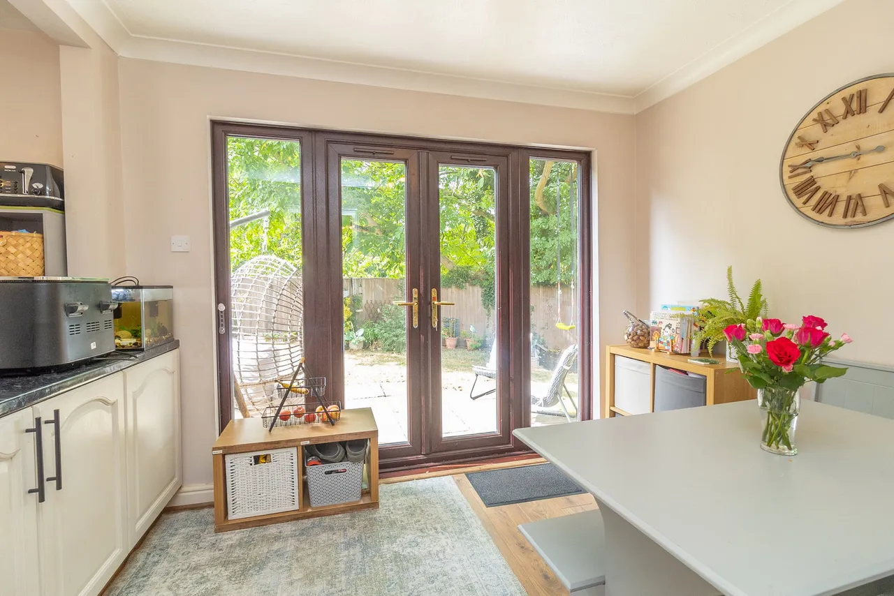 Elmfield Close, Potterspury, NN12, photo 10
