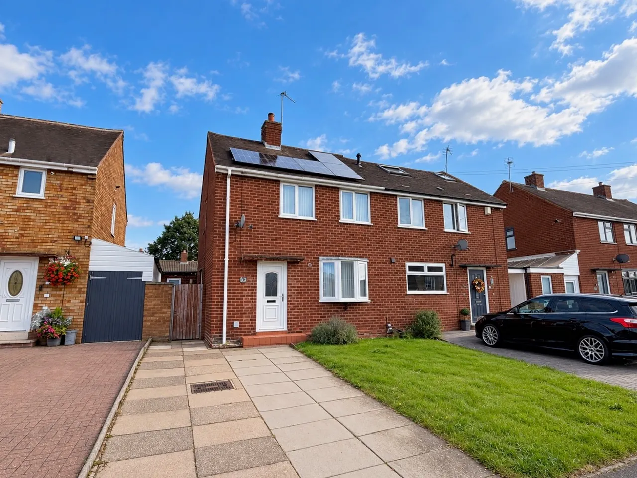 2 bed house for sale, Ascot Drive, Longford, WS11