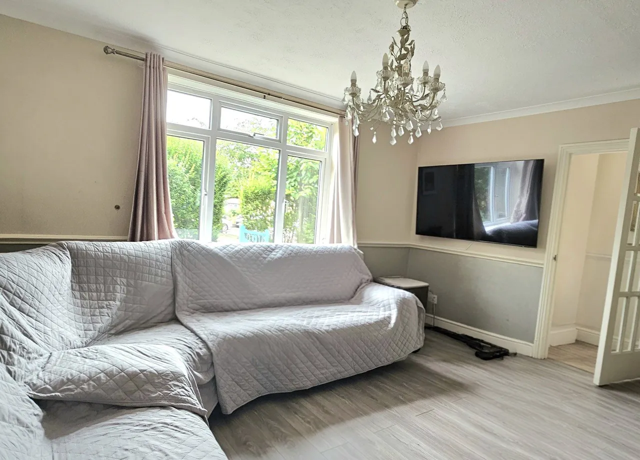 St. Michaels Road, Woking, GU21, photo 12