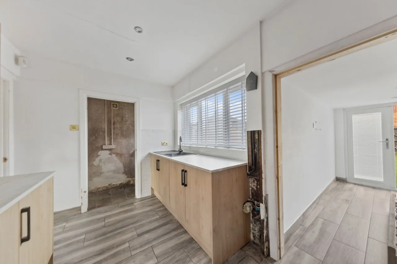 Capesthorne Road, Warrington, WA2, photo 9
