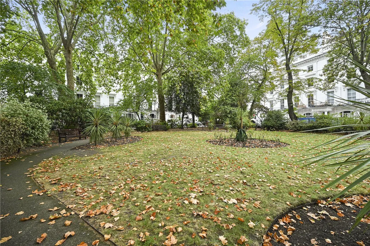 Westbourne Gardens, London, W2, photo 2