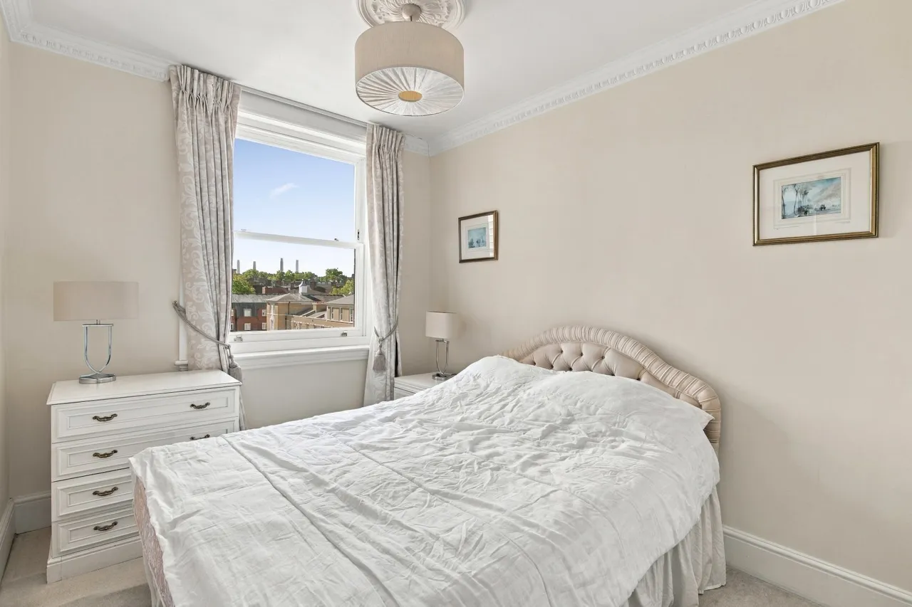 Lindsay Square, London, SW1V, photo 9