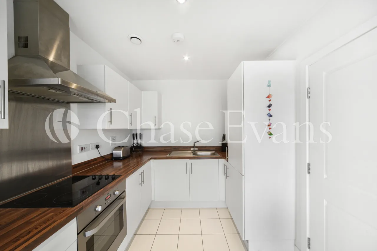 Ravenscroft Court, 36 Essian Street, Limehouse, London, E1, photo 2