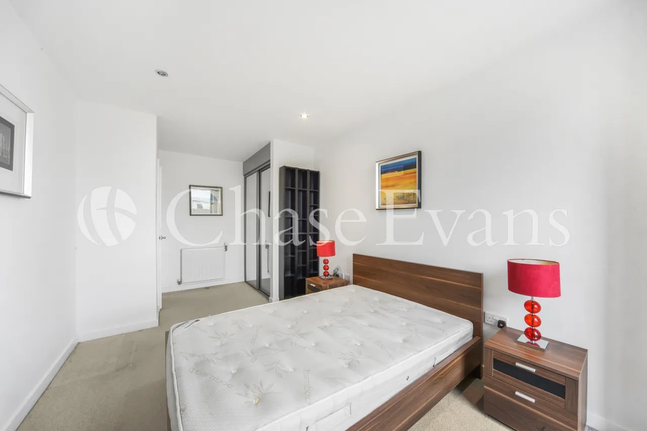 Ravenscroft Court, 36 Essian Street, Limehouse, London, E1, photo 6
