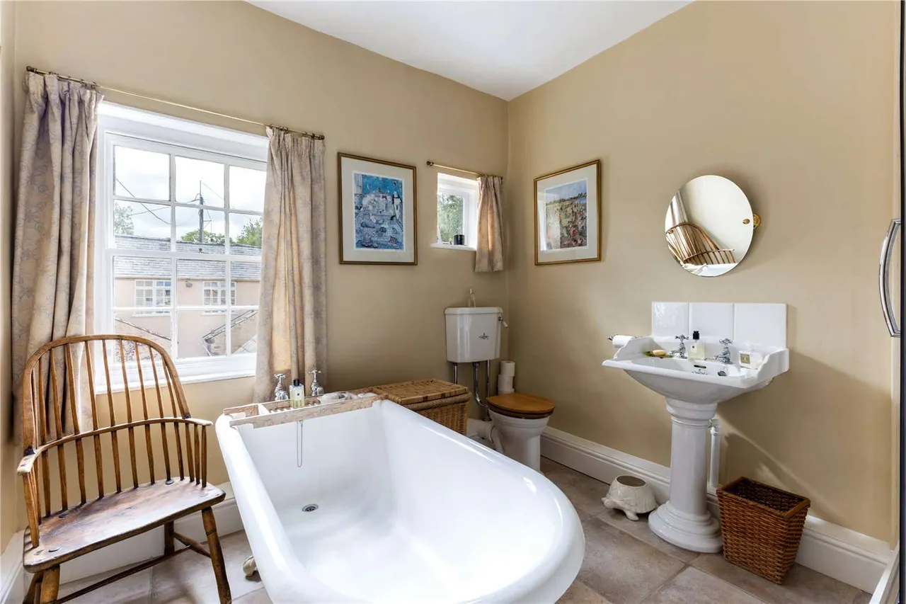 Lygan Y Wern, Pentre Halkyn, CH8, photo 17