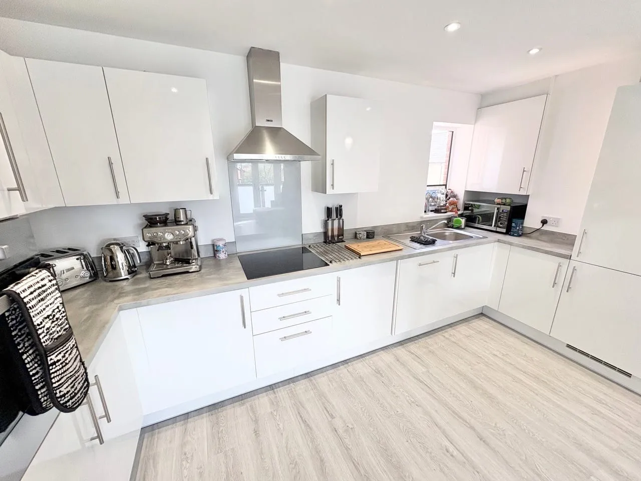Flat 4, Garrett House, Milton Keynes, 31 Harris Way, MK17 8WQ, photo 8