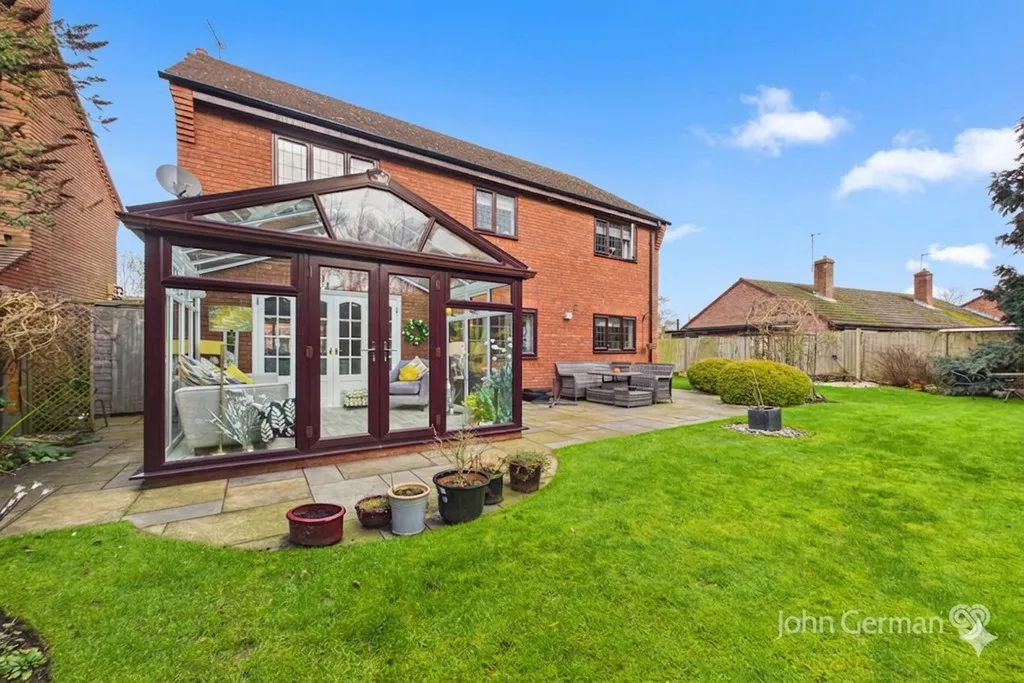 Fox Court, Kings Bromley, photo 22